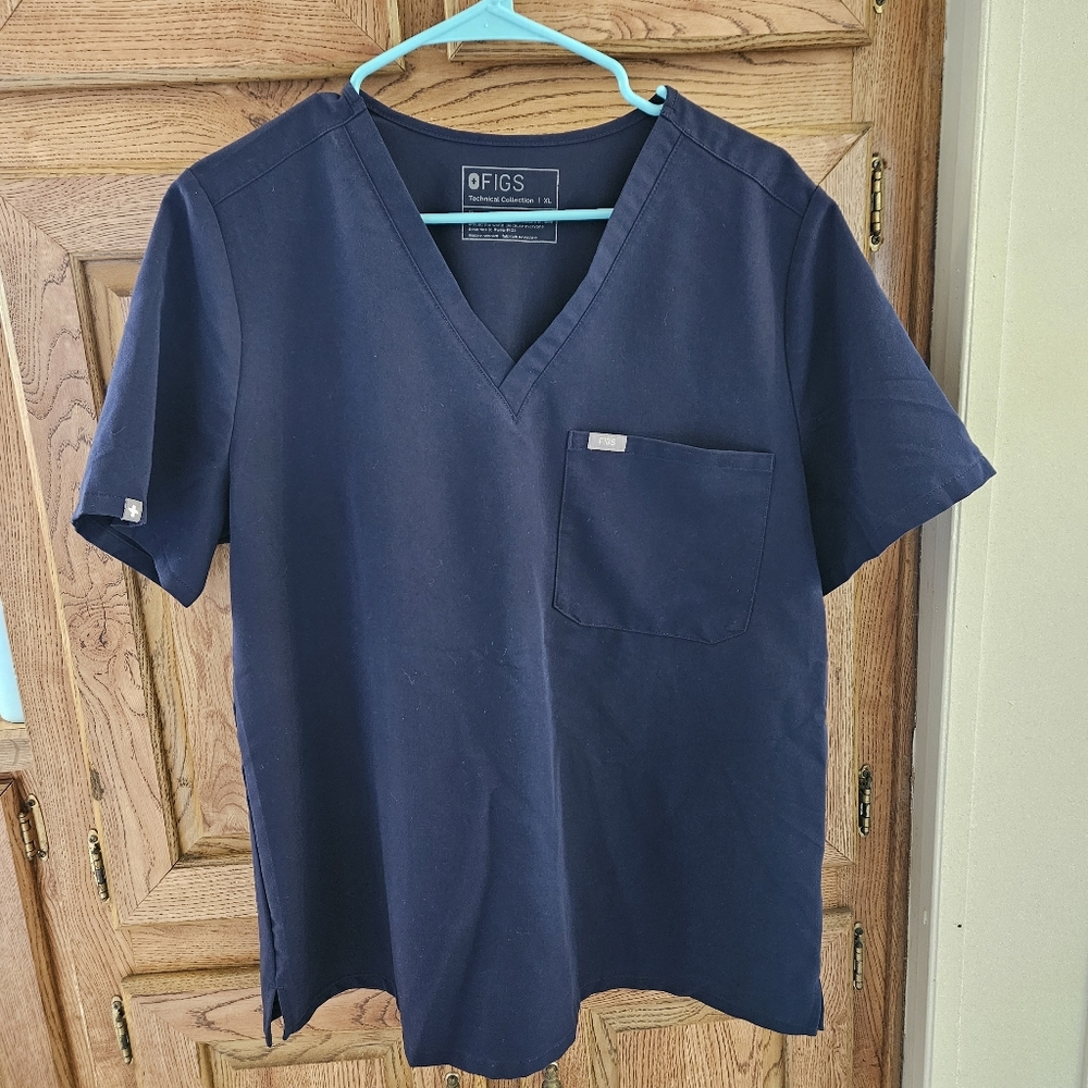 Figs Catarina One-Pocket Scrub Top